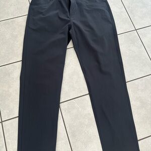 Vuori Men's Dark Gray 5 pocket pants